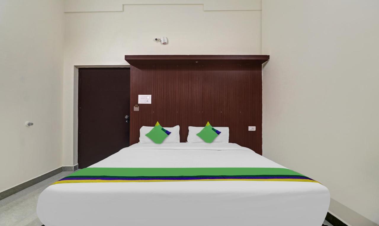 Grand Jp Inn Near 2 Km From Gundlupet Bus Stand Kültér fotó