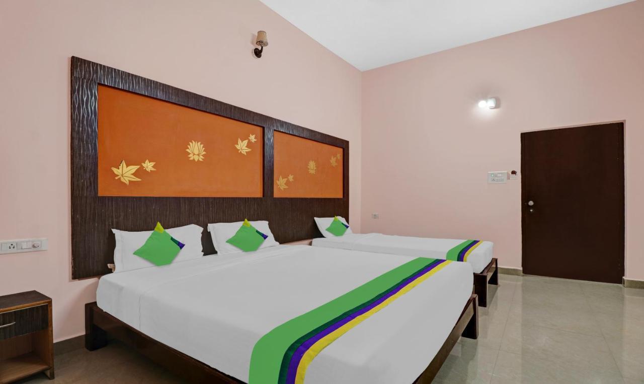 Grand Jp Inn Near 2 Km From Gundlupet Bus Stand Kültér fotó